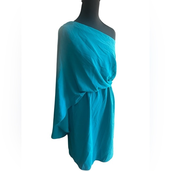 NWT Trina Turk “Amal Dress” Turquoise Blue Stunning One-Shoulder Dress Size 2 - Picture 3 of 6